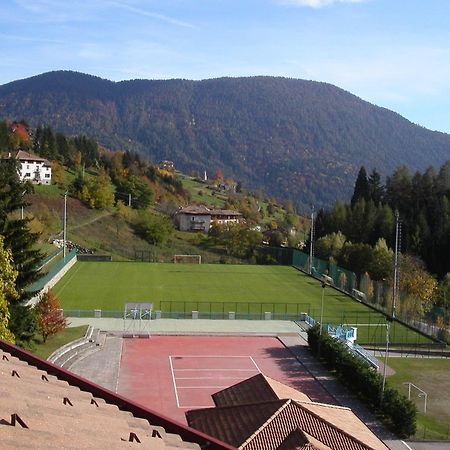 Alpen Garten Hotel Margherita Rumo Buitenkant foto