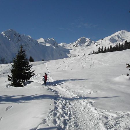 Alpen Garten Hotel Margherita Rumo Buitenkant foto
