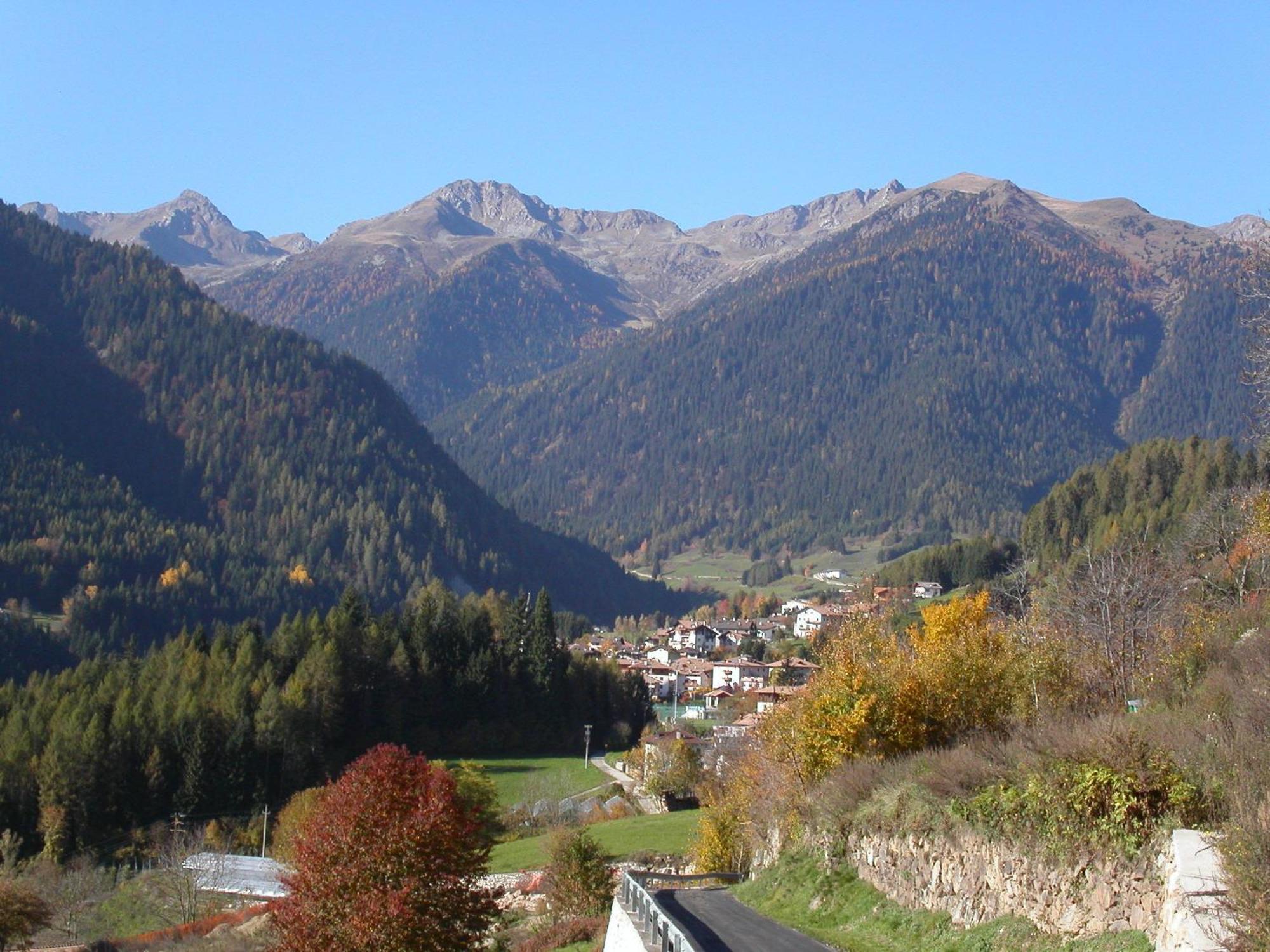 Alpen Garten Hotel Margherita Rumo Buitenkant foto