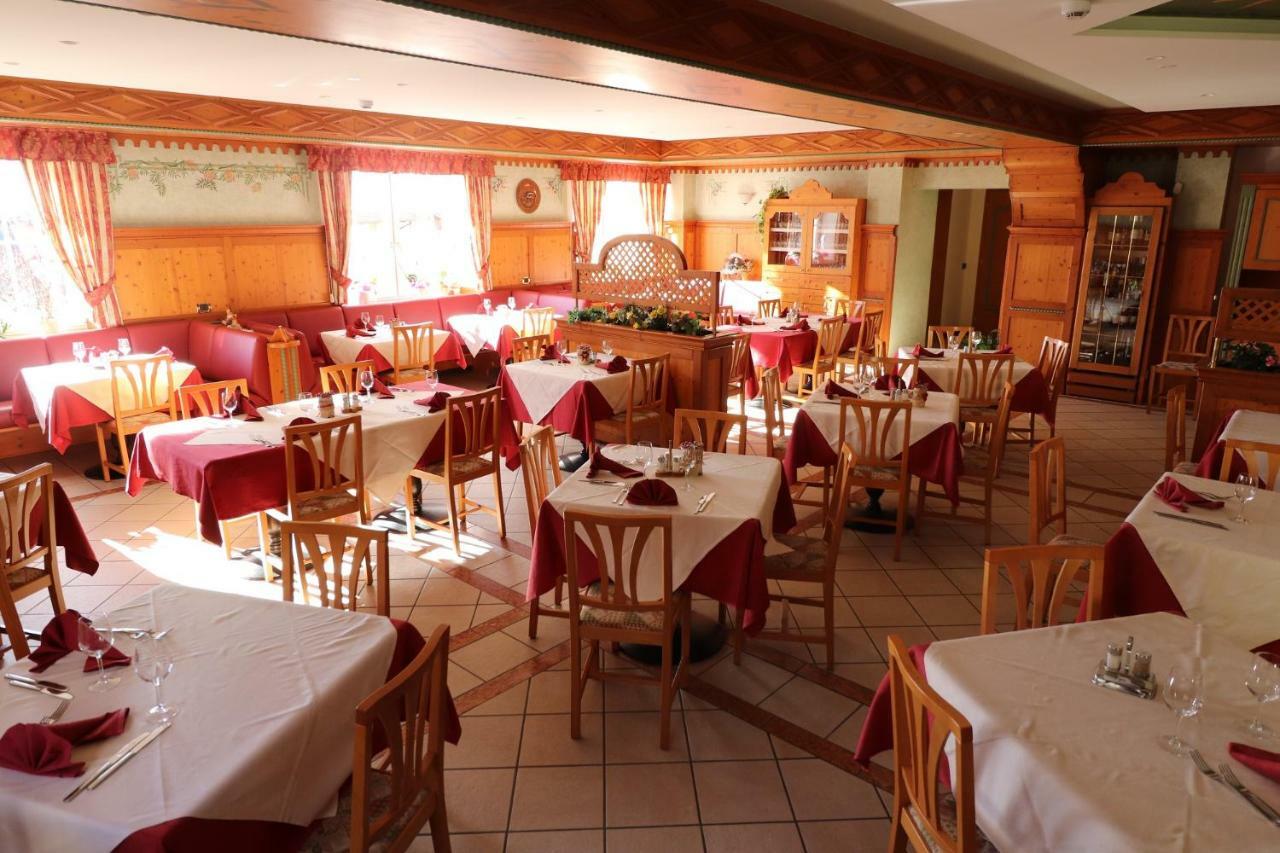 Alpen Garten Hotel Margherita Rumo Buitenkant foto